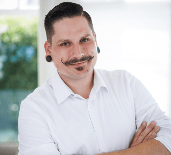 DEIN ANSPRECHPARTNER